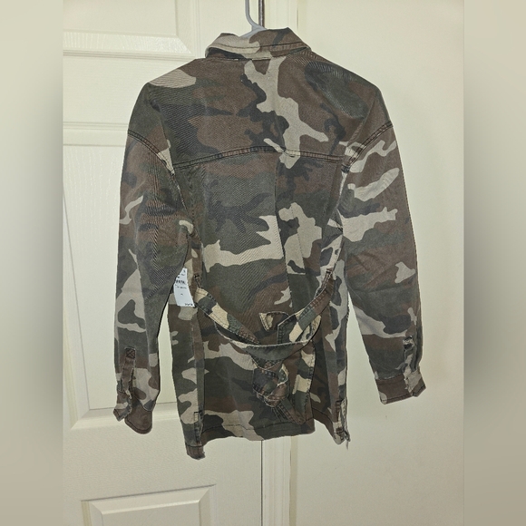 NWT Good American Camo Cargo Uniform Jacket - Picture 4 of 6
